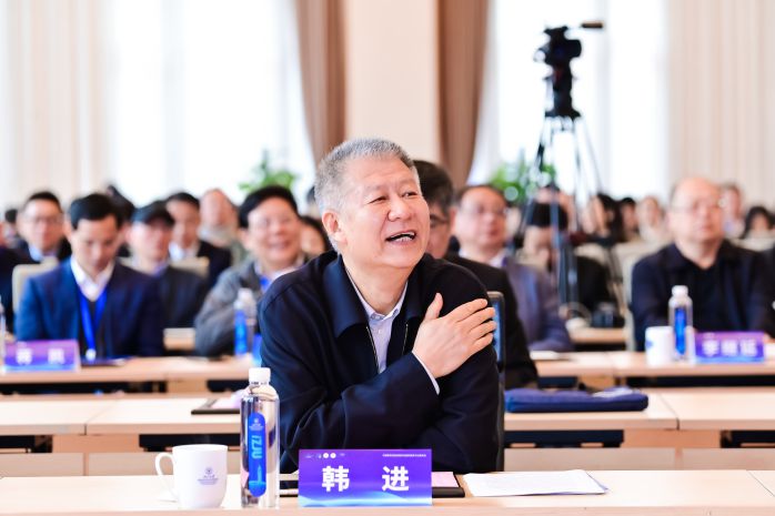 中國(guó)教育發(fā)展戰(zhàn)略學(xué)會(huì)會(huì)長(zhǎng) 韓進(jìn)
